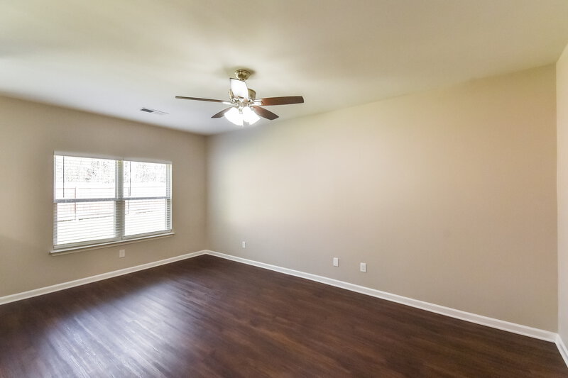 2,035/Mo, 104 Belmont Park Dr Newnan, GA 30263 Bedroom View 5