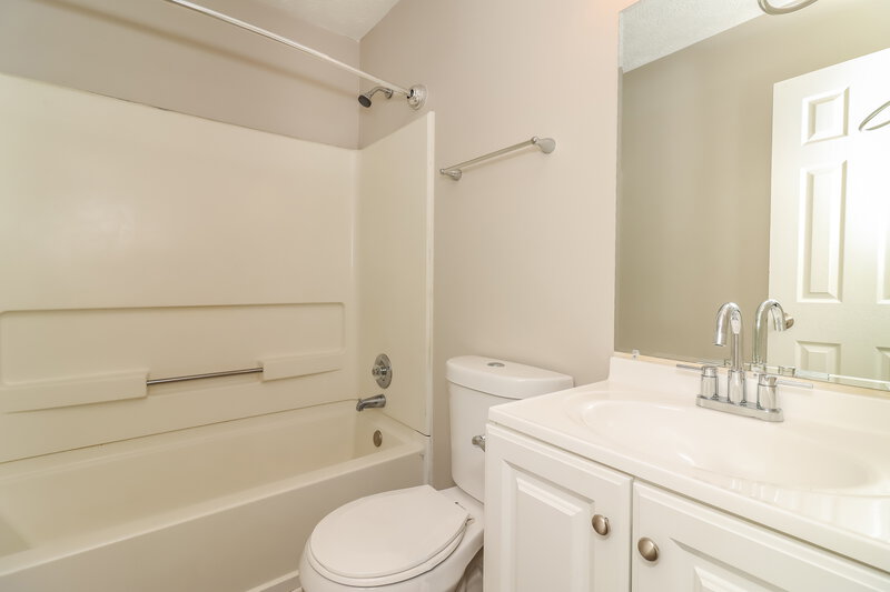 2,155/Mo, 1238 Ling Way Austell, GA 30168 Bathroom View