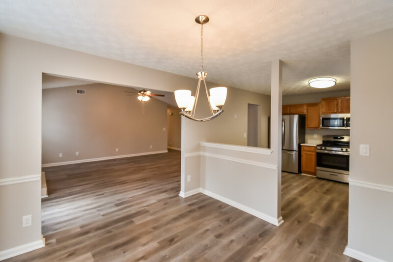 2,000/Mo, 112 Oak Hill Terrace Fayetteville, GA 30215 Dining Room View 2