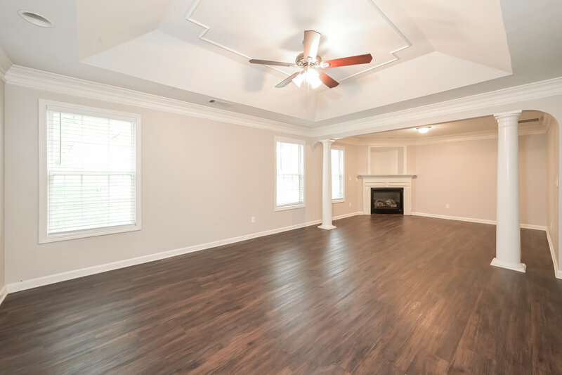 2,265/Mo, 1509 Warwick Way SE Conyers, GA 30013 Family Room View 2