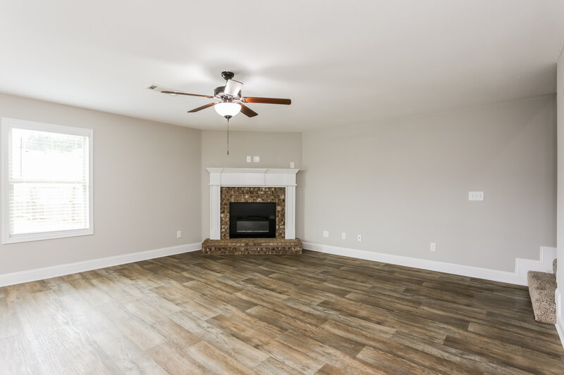 2,275/Mo, 243 Heartland Cir # 105 Winder, GA 30680 Living Room View