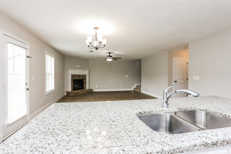 2,275/Mo, 243 Heartland Cir # 105 Winder, GA 30680 Kitchen View