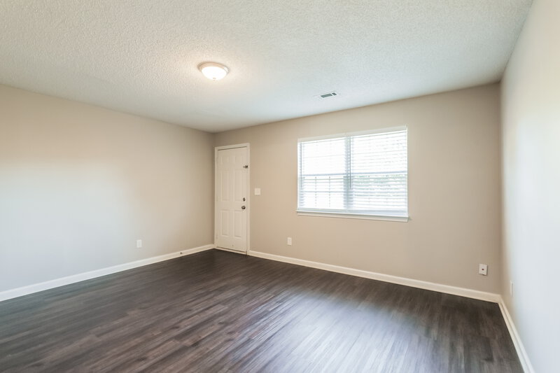 1,985/Mo, 503 Bentley Way McDonough, GA 30253 Family Room View