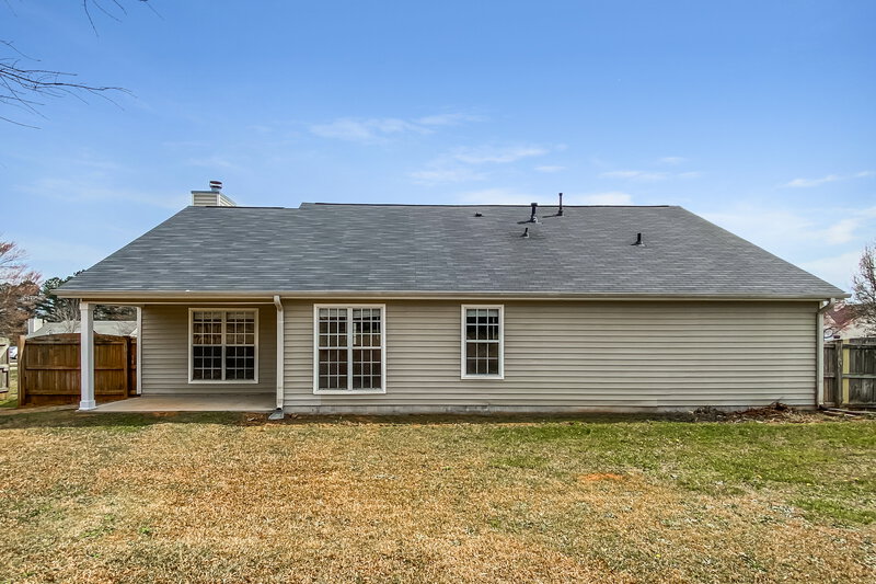 1,900/Mo, 192 River View Ct Hampton, GA 30228 Rear View