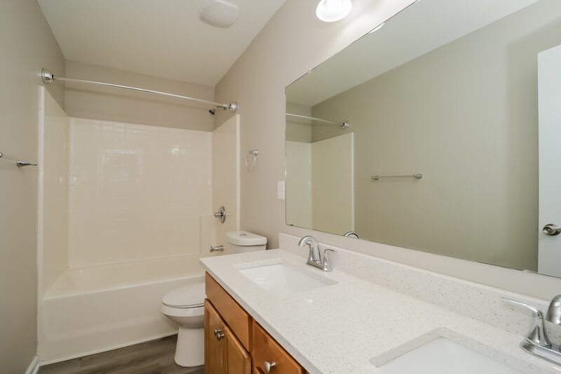 3,190/Mo, 7759 Parkside Dr Lithia Springs, GA 30122 Bathroom View