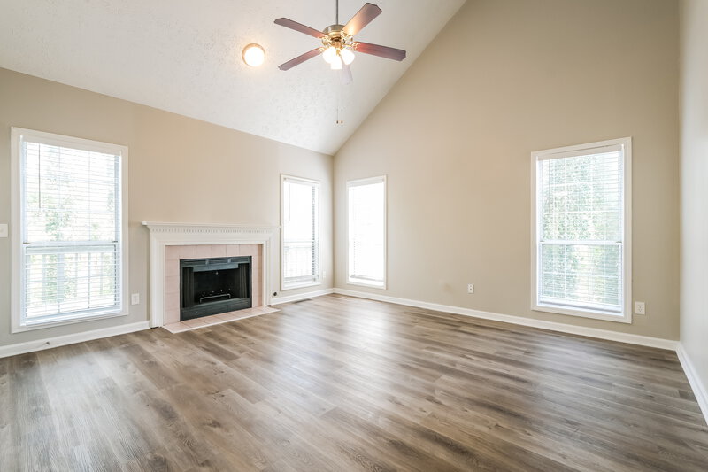 2,205/Mo, 25 Karen Camile Dr Lawrenceville, GA 30043 Living Room View