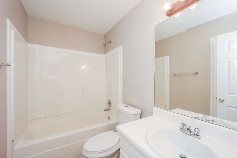 2,980/Mo, 149 Mill Pointe Ct Dallas, GA 30157 Bathroom View