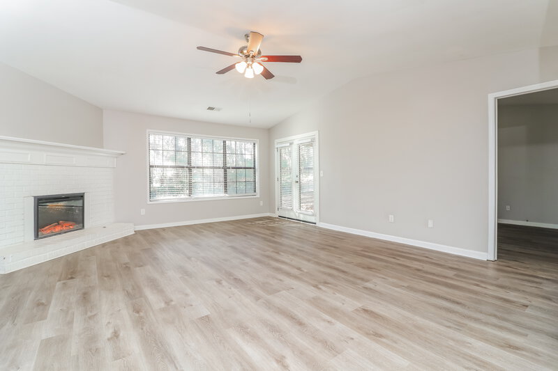 2,250/Mo, 4141 Cripple Creek Way NW Kennesaw, GA 30144 Living Room View