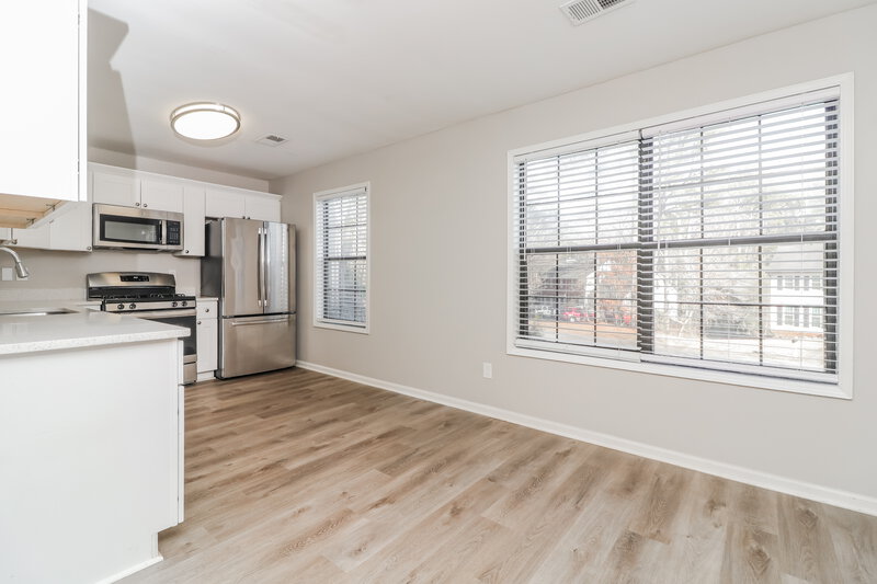 2,250/Mo, 4141 Cripple Creek Way NW Kennesaw, GA 30144 Kitchen View 2