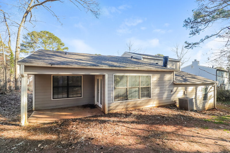 2,250/Mo, 4141 Cripple Creek Way NW Kennesaw, GA 30144 Rear View