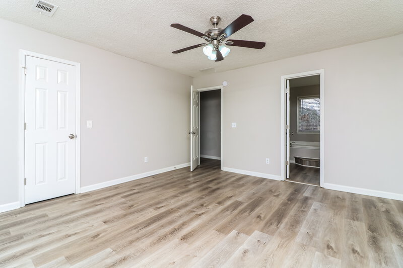 2,490/Mo, 2151 Shillings Chase Dr Kennesaw, GA 30152 Main Bedroom View 2