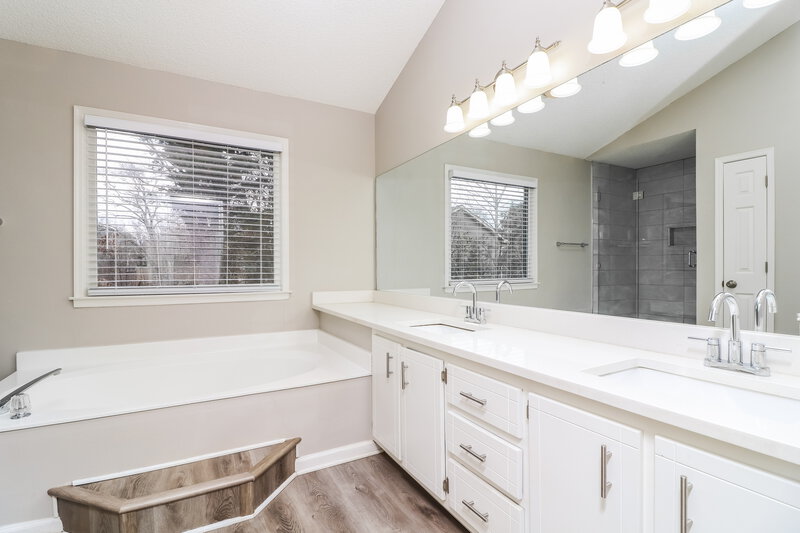 2,490/Mo, 2151 Shillings Chase Dr Kennesaw, GA 30152 Main Bathroom View