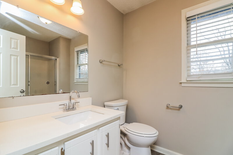 2,490/Mo, 2151 Shillings Chase Dr Kennesaw, GA 30152 Bathroom View