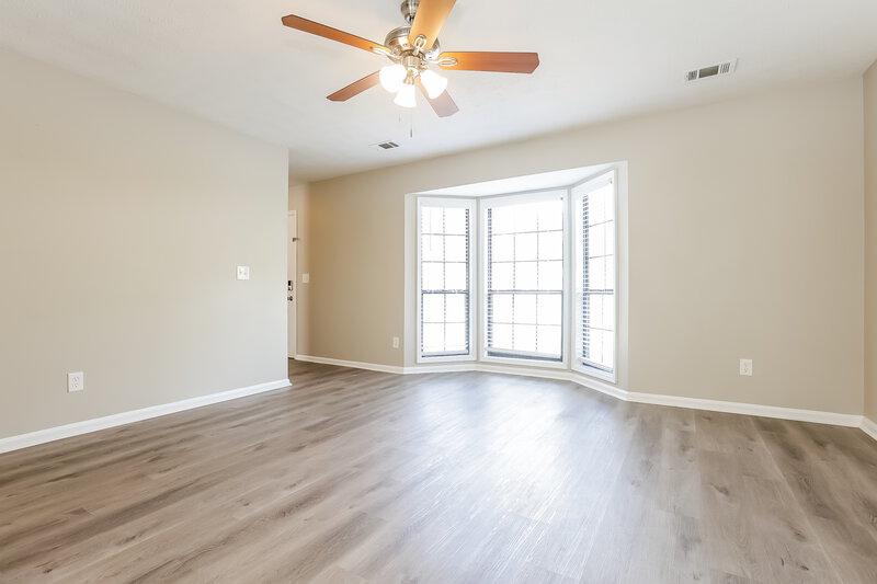 1,895/Mo, 1230 Howard Way Lawrenceville, GA 30043 Living Room View