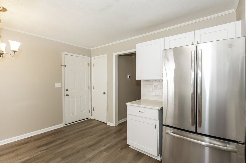 1,895/Mo, 1230 Howard Way Lawrenceville, GA 30043 Kitchen View 2