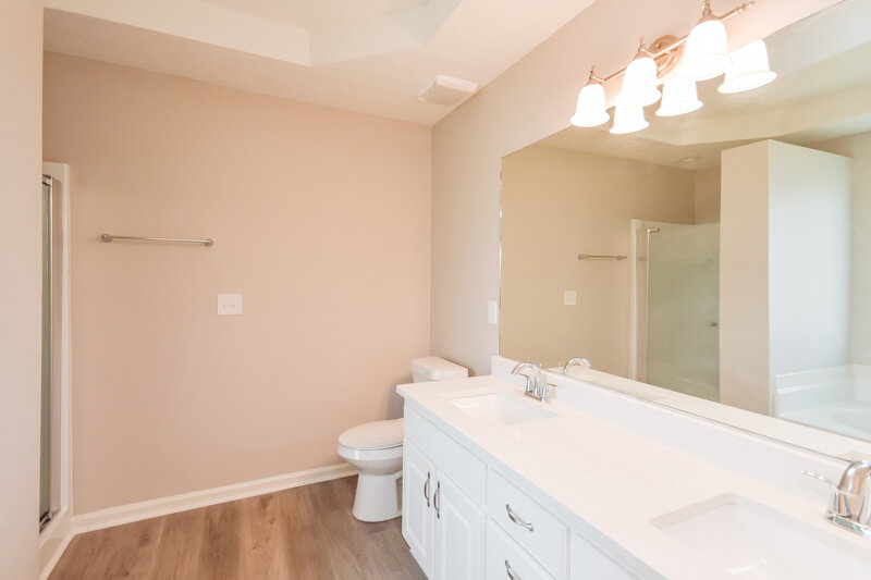 1,860/Mo, 80 Harvard Dr Covington, GA 30016 Main Bathroom View