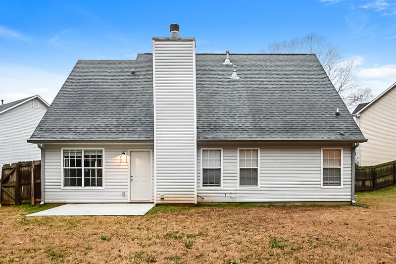 2,215/Mo, 406 Summer Hill Cir Stockbridge, GA 30281 Rear View