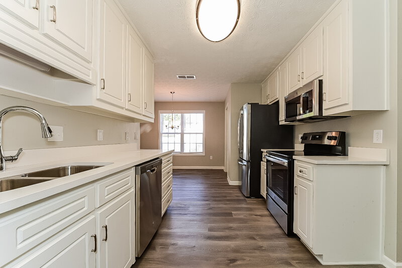 1,665/Mo, 105 Vintage Dr Covington, GA 30014 Kitchen View