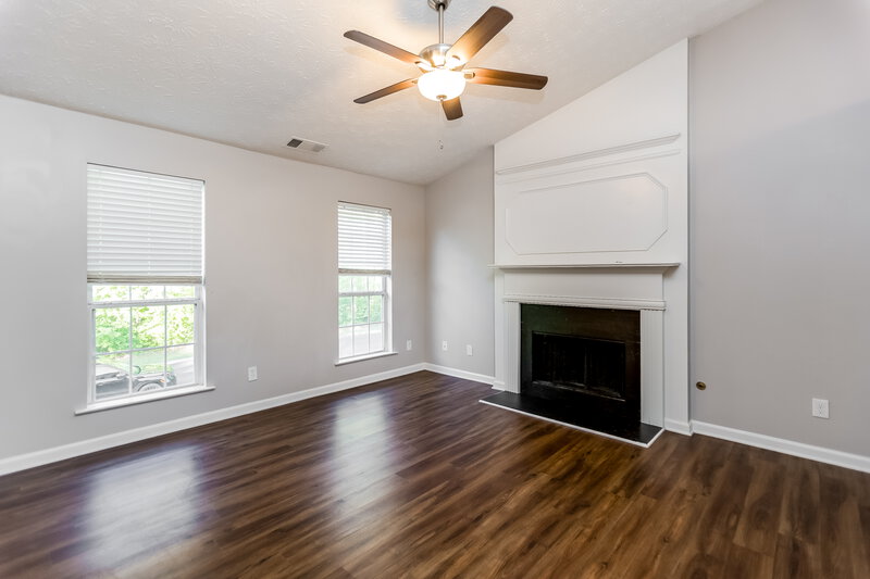 2,155/Mo, 3703 Crescent Hill Ln Acworth, GA 30101 Living Room View 2