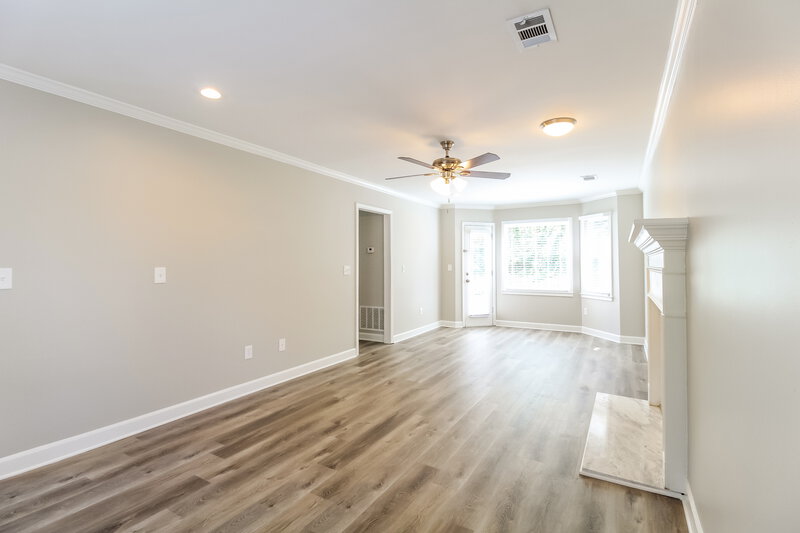2,345/Mo, 590 River Overlook Dr Lawrenceville, GA 30043 Living Room View
