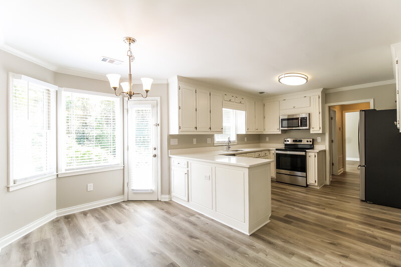 2,345/Mo, 590 River Overlook Dr Lawrenceville, GA 30043 Breakfast Nook View