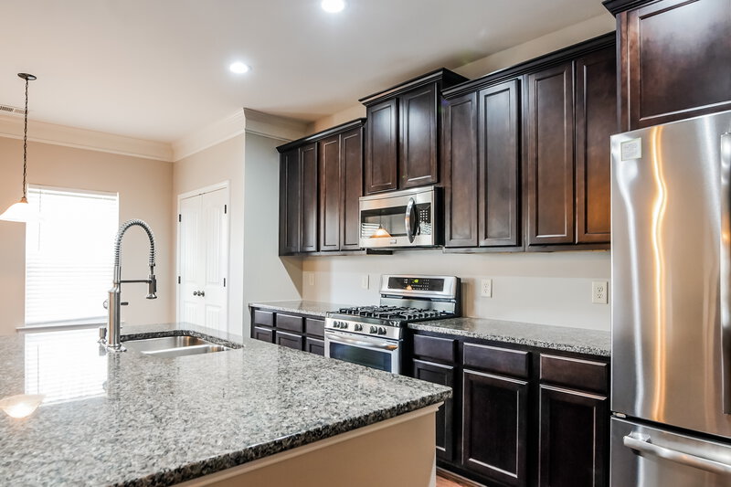 2,430/Mo, 376 Ivy Chase Loop Dallas, GA 30157 Kitchen View 2