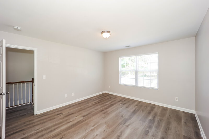 2,340/Mo, 5011 Upper Elm St Atlanta, GA 30349 Bedroom View 2