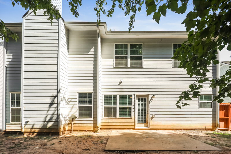 2,340/Mo, 5011 Upper Elm St Atlanta, GA 30349 Rear View