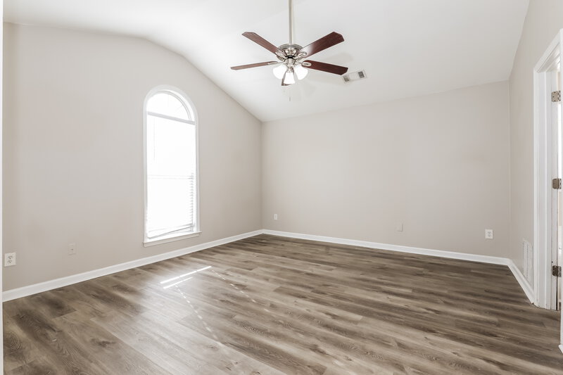 2,500/Mo, 5687 Eagles Feather Ln Riverdale, GA 30274 Main Bedroom View