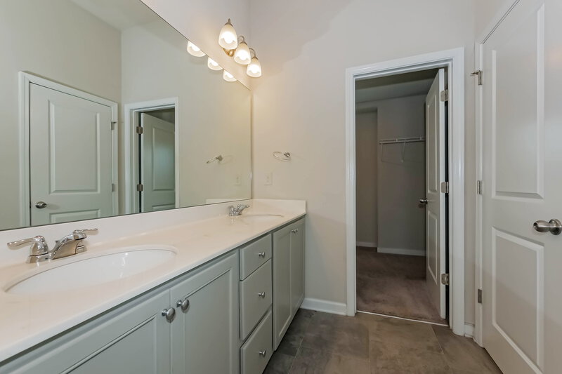 1,875/Mo, 7524 Congregation St Fairburn, GA 30291 Main Bathroom View