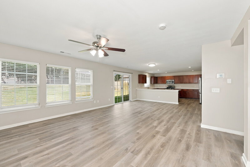 2,370/Mo, 312 Leaflet Ives Trail Lawrenceville, GA 30045 Living Room View 2