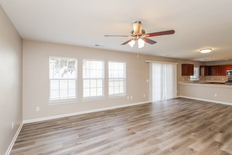 2,395/Mo, 312 Leaflet Ives Trail Lawrenceville, GA 30045 Living Room View 4