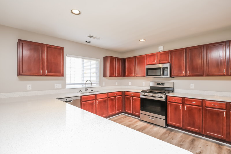 2,395/Mo, 312 Leaflet Ives Trail Lawrenceville, GA 30045 Kitchen View