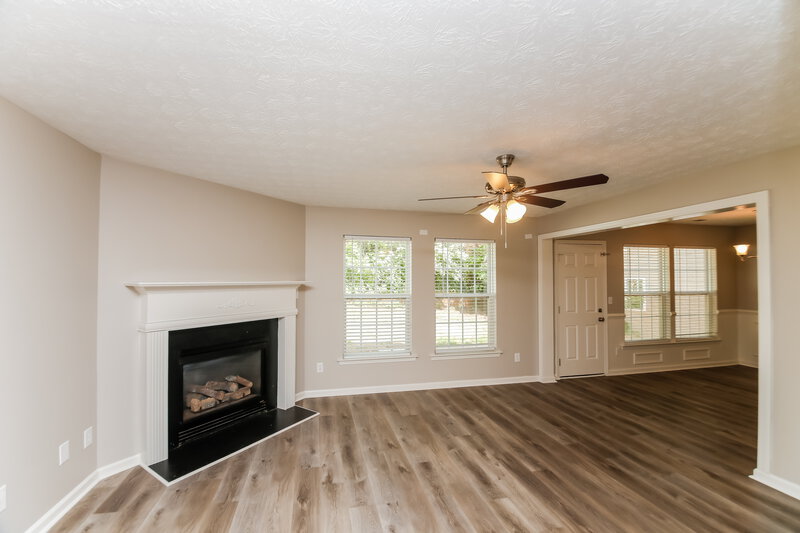 1,860/Mo, 387 Topaz Dr Dallas, GA 30132 Living Room View