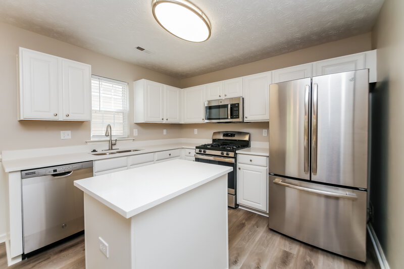 1,860/Mo, 387 Topaz Dr Dallas, GA 30132 Kitchen View 2