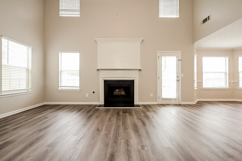 2,375/Mo, 1375 Lafayette Square McDonough, GA 30252 Living Room View