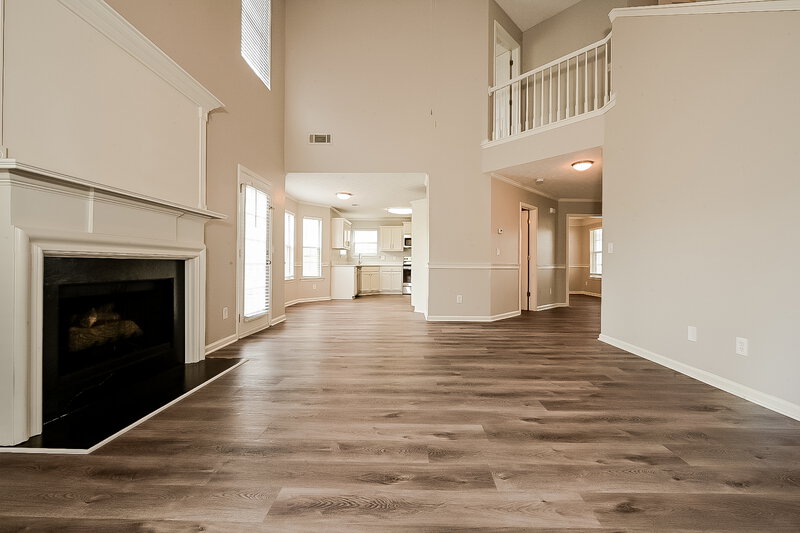 2,375/Mo, 1375 Lafayette Square McDonough, GA 30252 Living Room View 2
