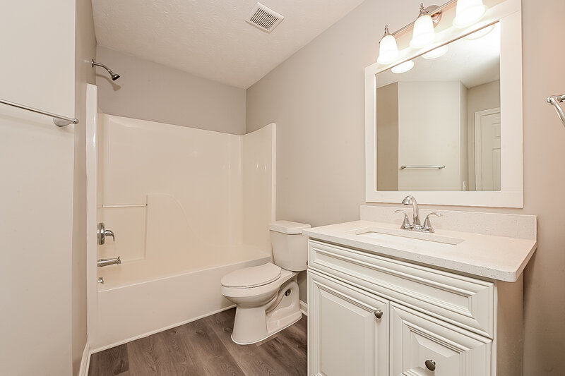 2,375/Mo, 1375 Lafayette Square McDonough, GA 30252 Bathroom View