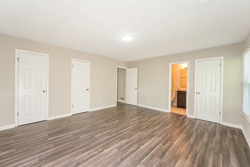 1,935/Mo, 460 Bay Lake Pass Lawrenceville, GA 30046 Main Bedroom View