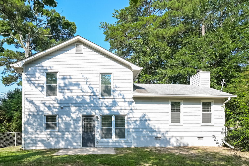 1,935/Mo, 460 Bay Lake Pass Lawrenceville, GA 30046 Rear View
