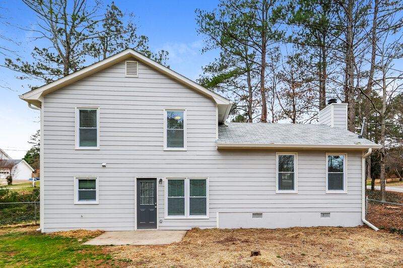 2,040/Mo, 460 Bay Lake Pass Lawrenceville, GA 30046 Rear View