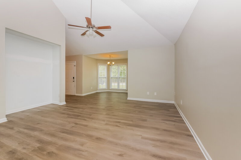 2,585/Mo, 129 Summer Brooke Peachtree City, GA 30269 Living Room View 3