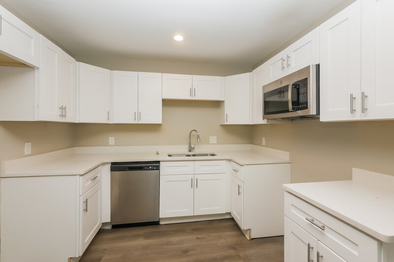 2,585/Mo, 129 Summer Brooke Peachtree City, GA 30269 Kitchen View