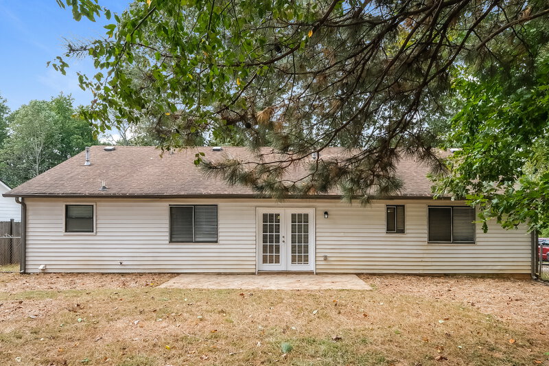 1,730/Mo, 5175 Sugar Crest Dr Sugar Hill, GA 30518 Rear View