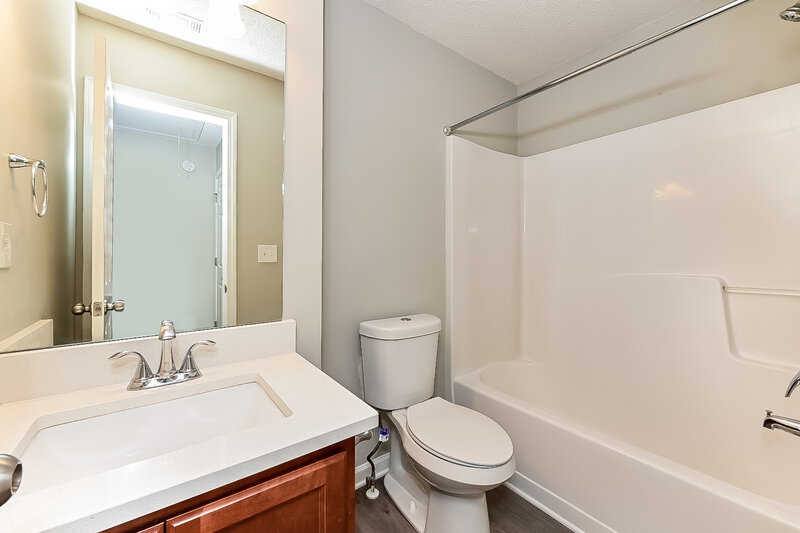 1,635/Mo, 535 Barshay Dr Covington, GA 30016 Bathroom View