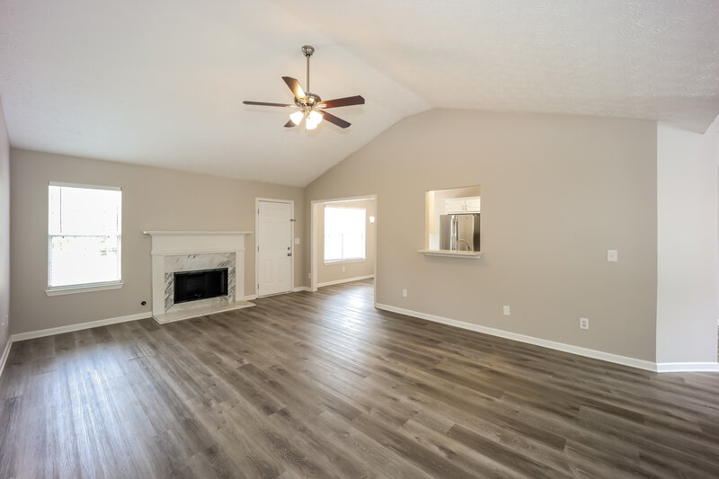 2,460/Mo, 11744 Spring Lake Way Fayetteville, GA 30215 Living Room View