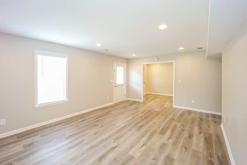 2,460/Mo, 11744 Spring Lake Way Fayetteville, GA 30215 Family Room View