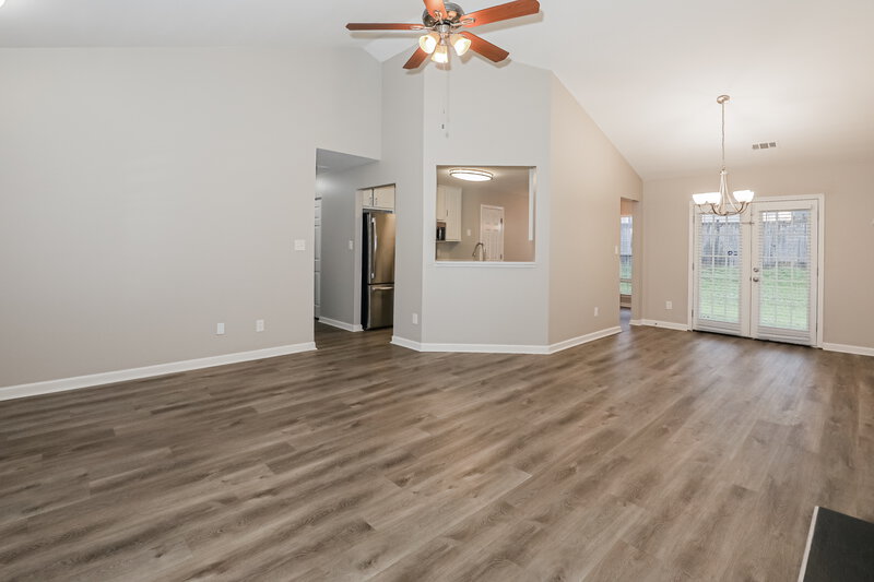 1,915/Mo, 6274 Varnay Ct Lithonia, GA 30038 Living Room View