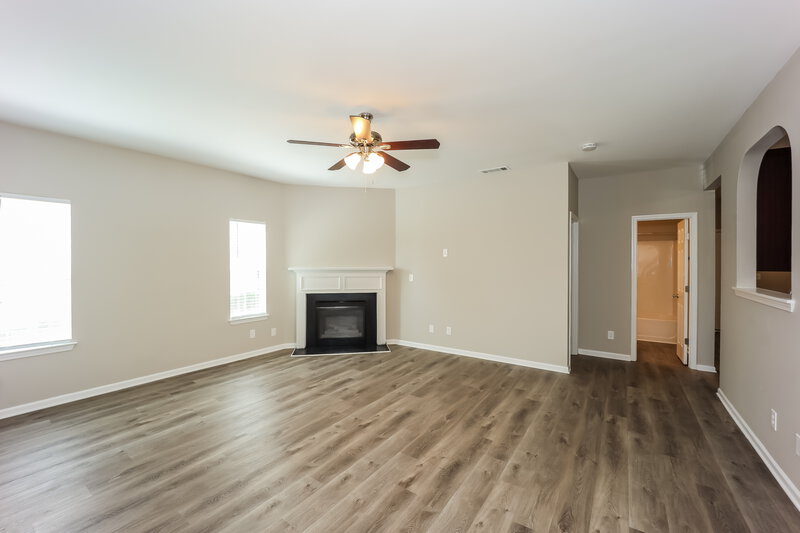 3,480/Mo, 6109 Hemperly Rd Atlanta, GA 30349 Living Room View 2