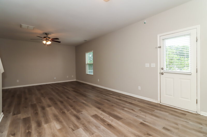 1,765/Mo, 12 Dusty Dr Cartersville, GA 30120 Living Room View 2